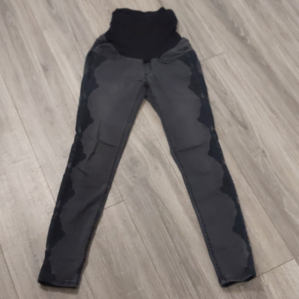 ☀️ Jessica Simpson Corduroy Detail Maternity Jeans